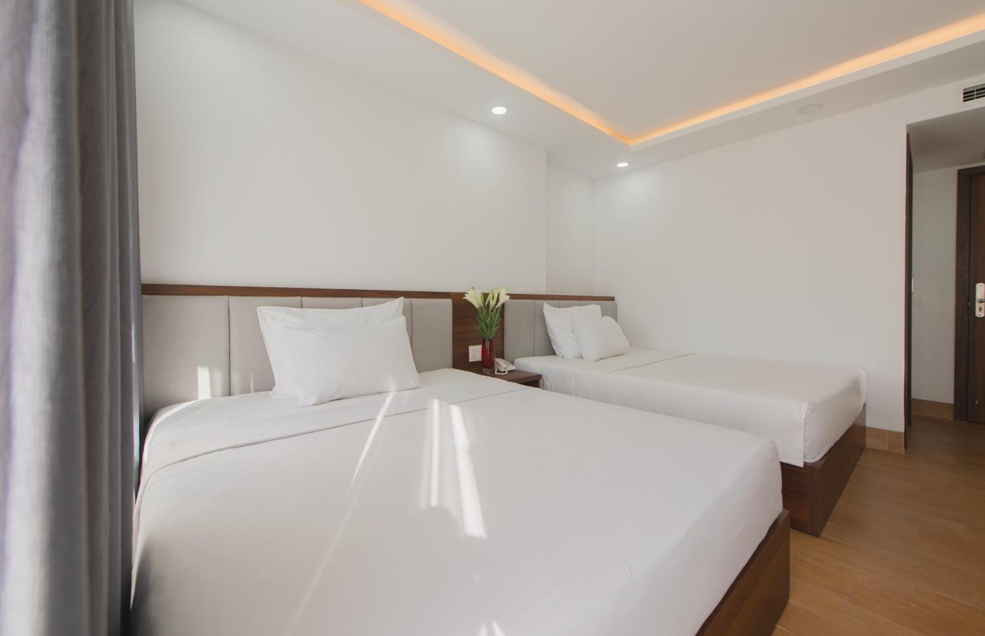 Goldcoast Hotel Nha Trang Exterior photo